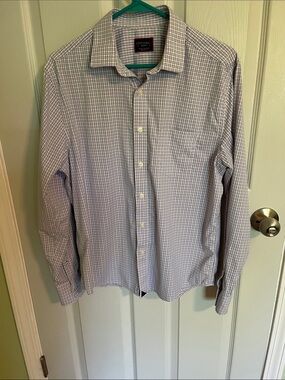 UNTUCKit Men's Light Blue and White Small Check Button-Down Shirt